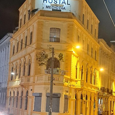 Hostal Mediodia Quito Exterior foto